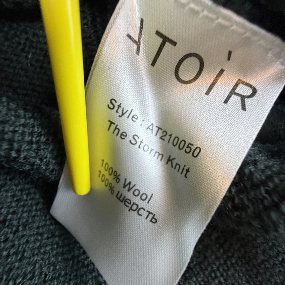 Atoir photos show